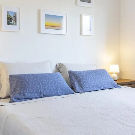 Dom wakacyjny House *