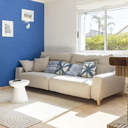 Beachfront & Sea Views By Invalencia *
