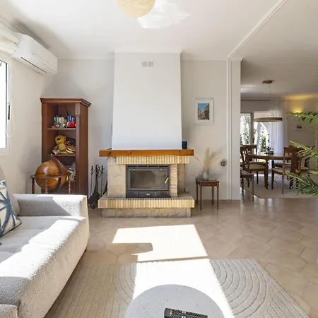 Beachfront & Sea Views By Invalencia *